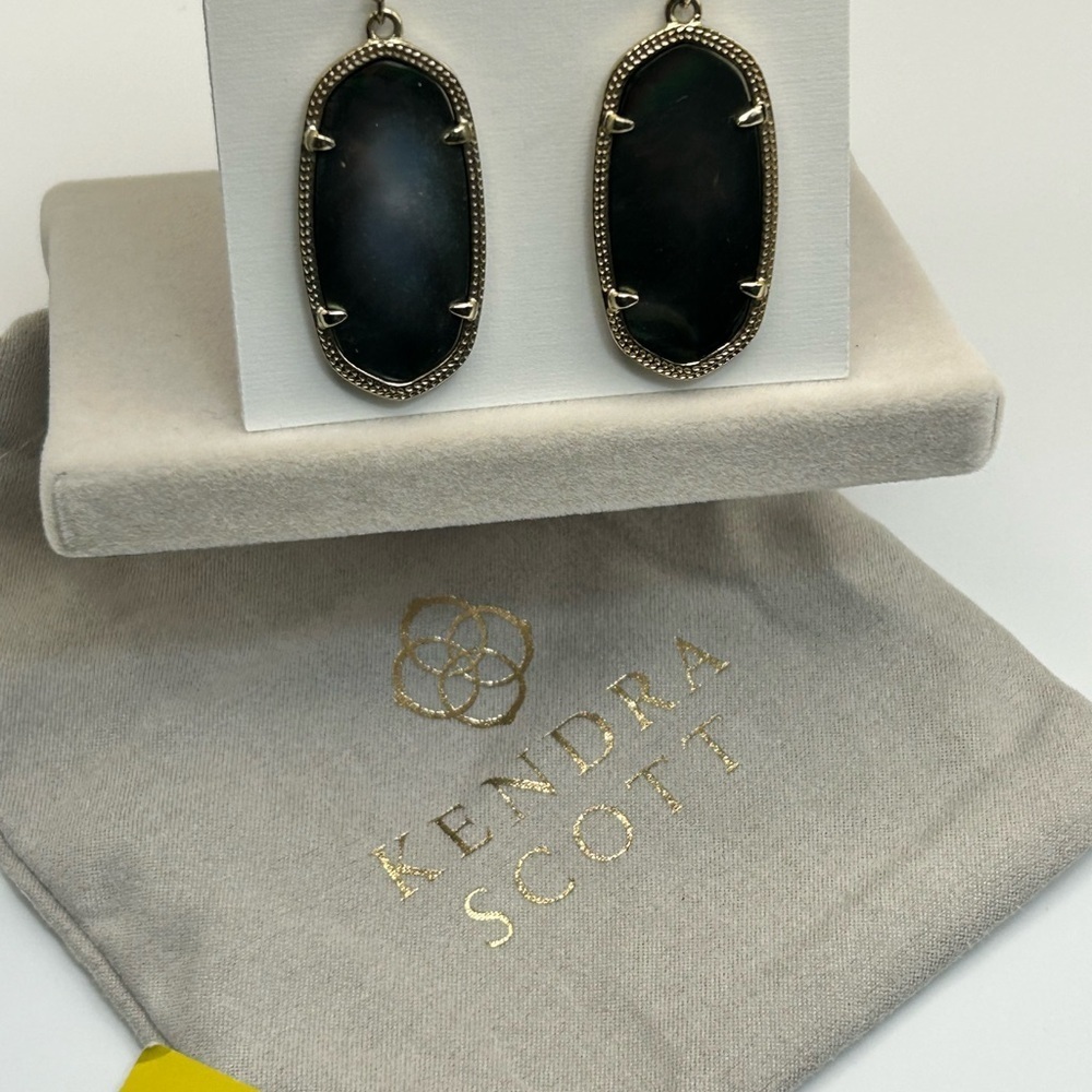 Kendra Scott Elle Earrings Black Iridescent 1.5" Drop & Pouch - Picture 4 of 10